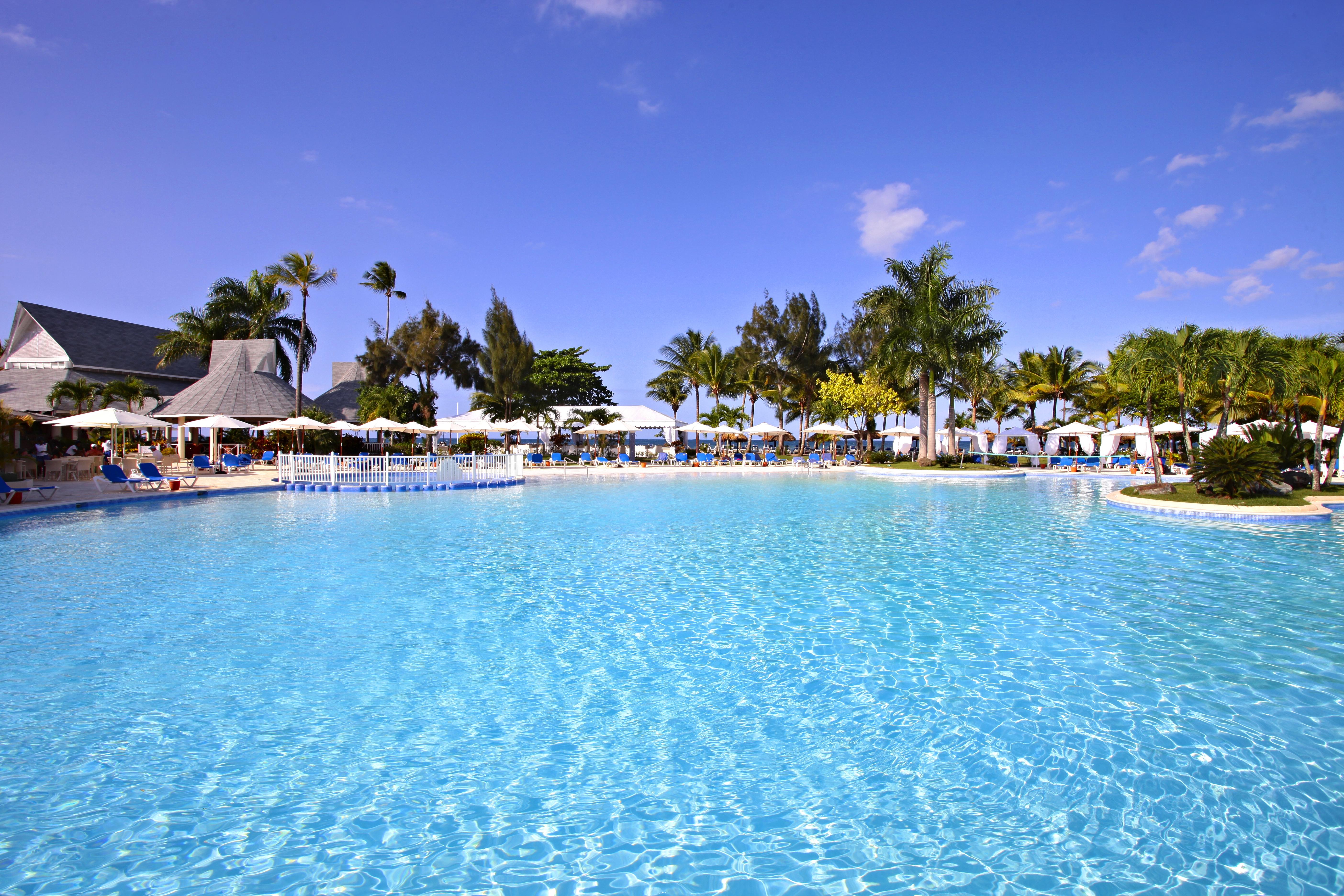 Bahia Principe Grand San Juan Hotel Rio San Juan Exterior photo